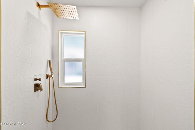 5324 E 8th Street, Tucson, AZ 85711