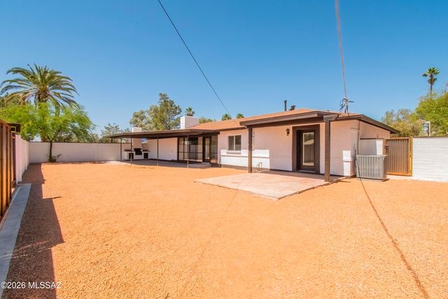 5324 E 8th Street, Tucson, AZ 85711