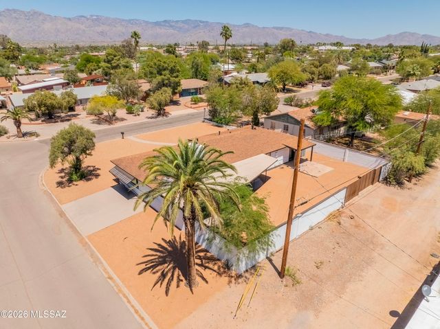 5324 E 8th Street, Tucson, AZ 85711