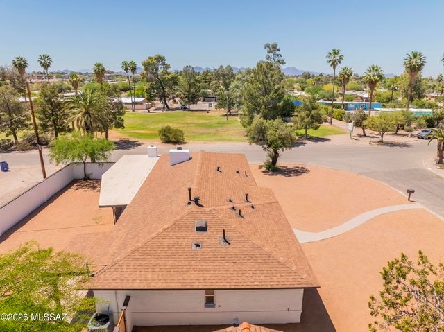 5324 E 8th Street, Tucson, AZ 85711