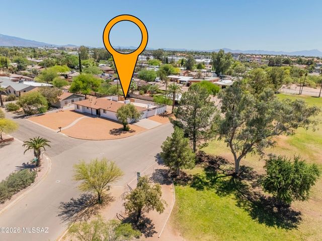5324 E 8th Street, Tucson, AZ 85711