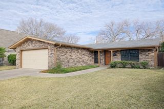 802 Greenhaven Drive, Richardson, TX 75080