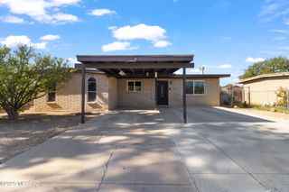 5832 S Herpa Drive, Tucson, AZ 85706