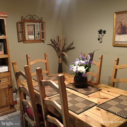 425 SWAMP RD, Morgantown, PA 19543