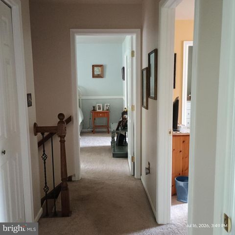 425 SWAMP RD, Morgantown, PA 19543