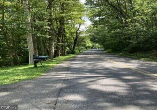 425 SWAMP RD, Morgantown, PA 19543