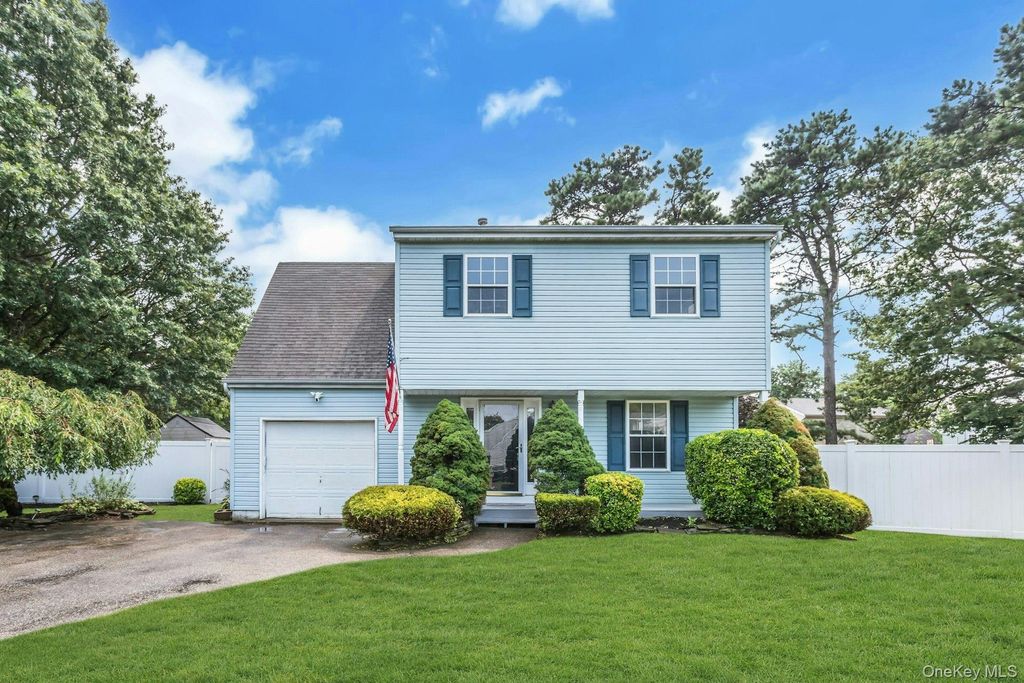 51 Bridger Boulevard, Central Islip, NY 11722