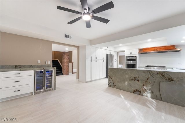 968 Pinehurst Drive, Las Vegas, NV 89109