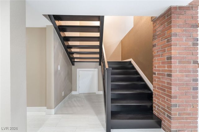 968 Pinehurst Drive, Las Vegas, NV 89109