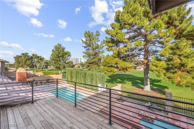 968 Pinehurst Drive, Las Vegas, NV 89109