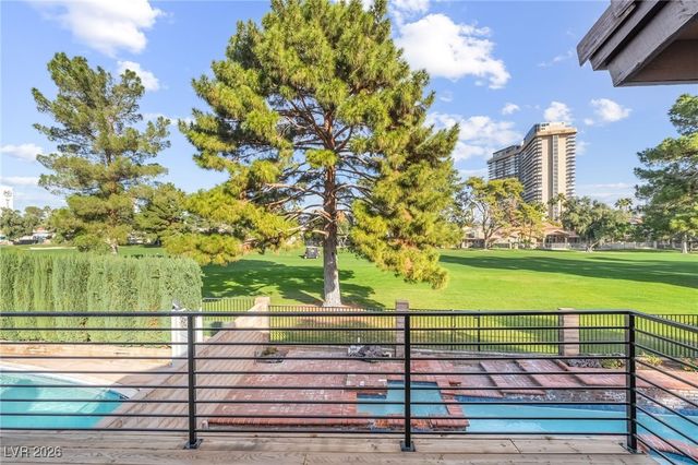 968 Pinehurst Drive, Las Vegas, NV 89109