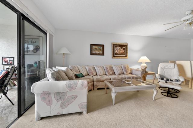 6269 Pointe Regal Circle 309, Delray Beach, FL 33484