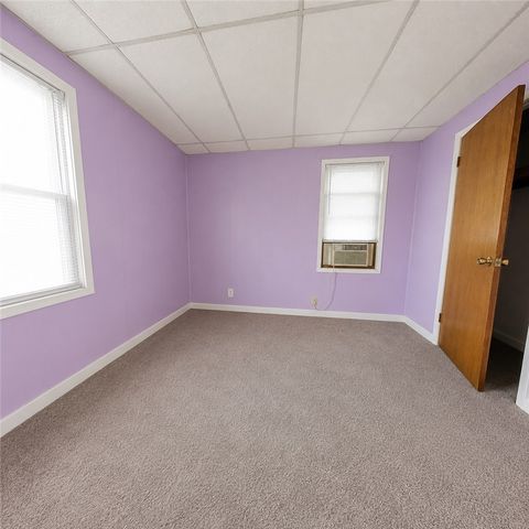 107 E 1st Ave, Tarentum, PA 15084