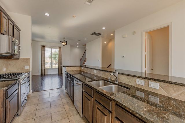 602 Arbol, Irving, TX 75039