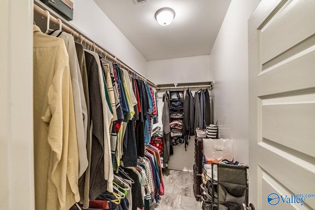 17537 Windermere Drive, Athens, AL 35611