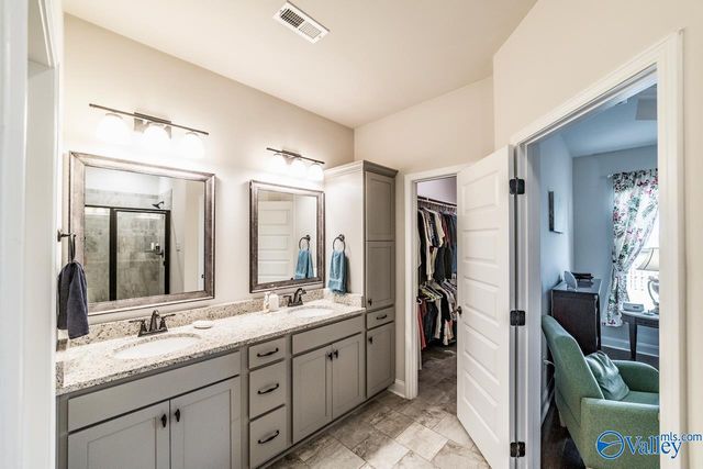 17537 Windermere Drive, Athens, AL 35611