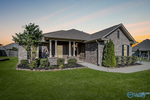 17537 Windermere Drive, Athens, AL 35611