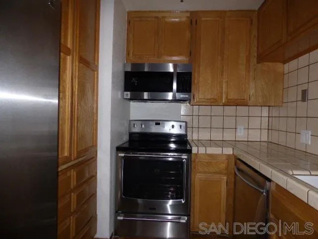 5665 Friars Rd 208, San Diego, CA 92110