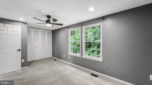 4735 STILL PL, Woodbridge, VA 22193