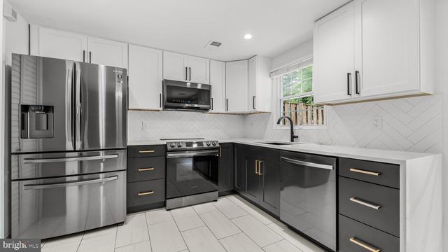 4735 STILL PL, Woodbridge, VA 22193