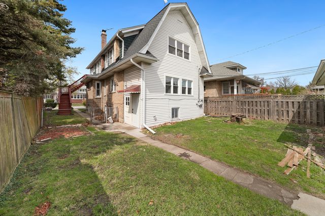 616 Circle Avenue 1, Forest Park, IL 60130