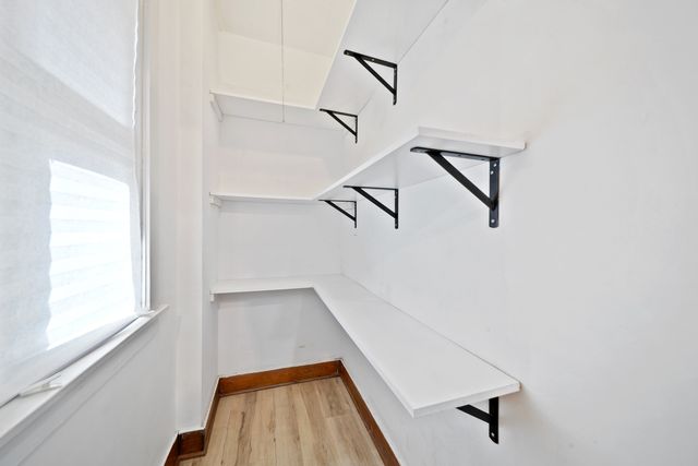 616 Circle Avenue 1, Forest Park, IL 60130