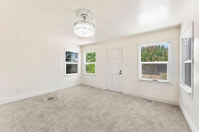 2121 Juliesse Ave, Sacramento, CA 95821
