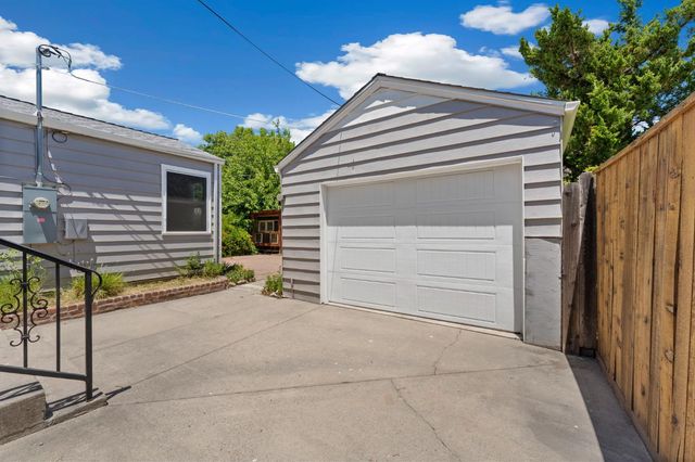 2121 Juliesse Ave, Sacramento, CA 95821