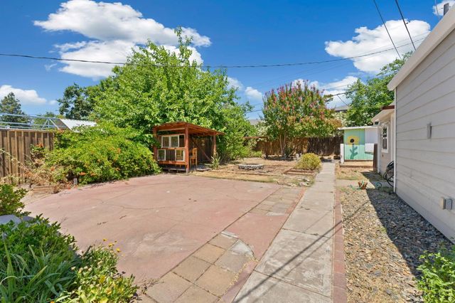 2121 Juliesse Ave, Sacramento, CA 95821