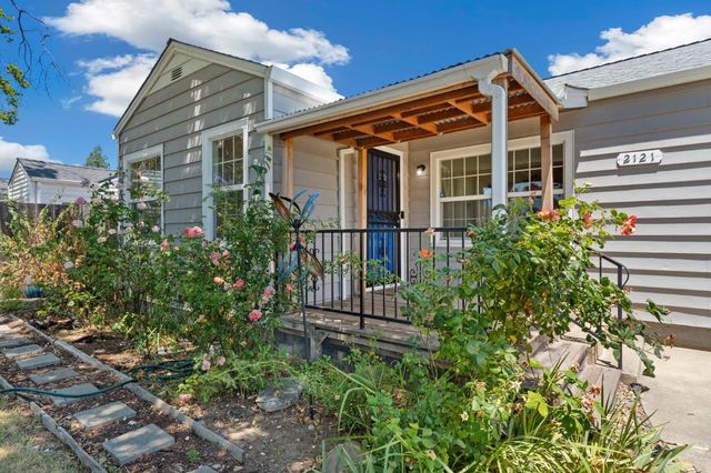2121 Juliesse Ave, Sacramento, CA 95821
