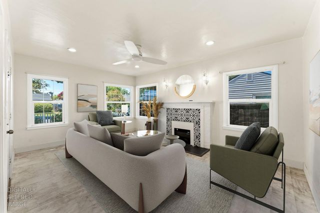 2121 Juliesse Ave, Sacramento, CA 95821