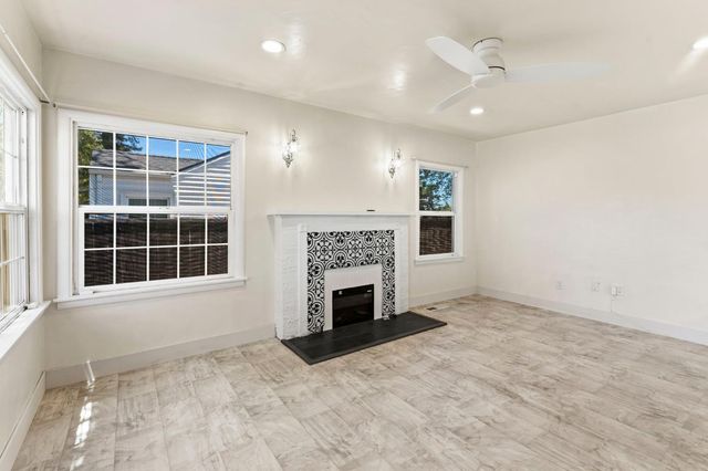 2121 Juliesse Ave, Sacramento, CA 95821