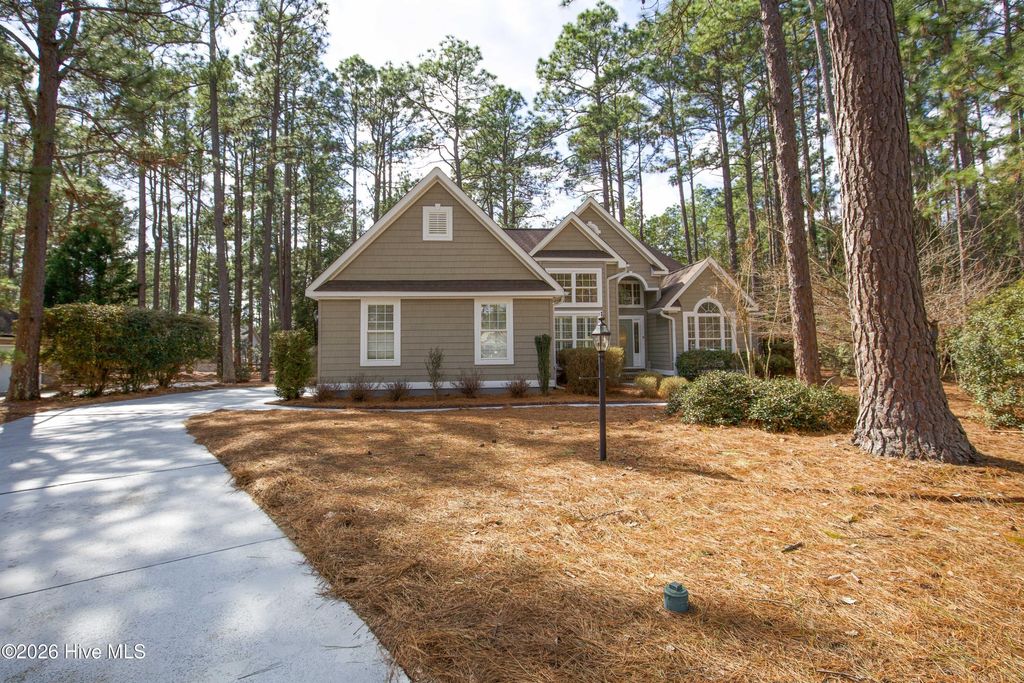 9 Cherry Lane, Pinehurst, NC 28374