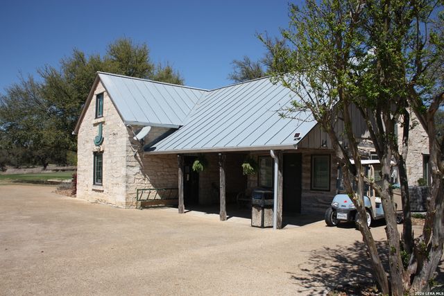 224 N Calvin Barrett, Blanco, TX 78606