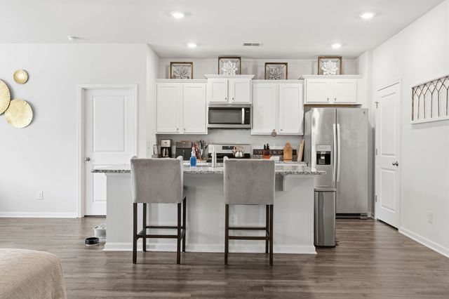 2261 Blackthorn Dr., Conway, SC 29526