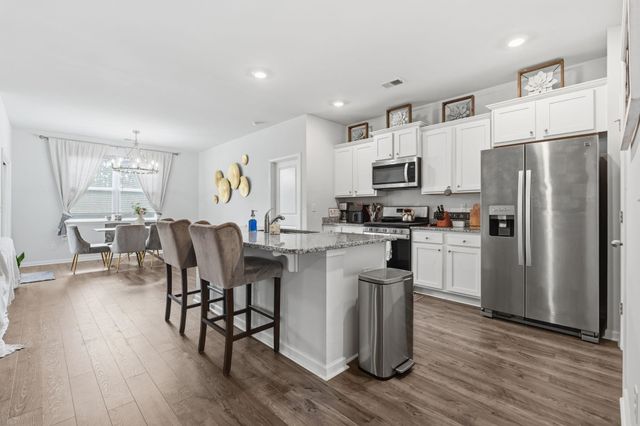 2261 Blackthorn Dr., Conway, SC 29526