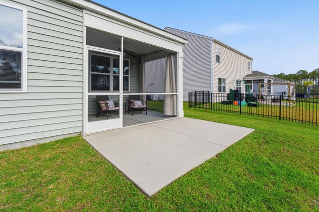 2261 Blackthorn Dr., Conway, SC 29526