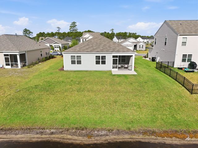 2261 Blackthorn Dr., Conway, SC 29526