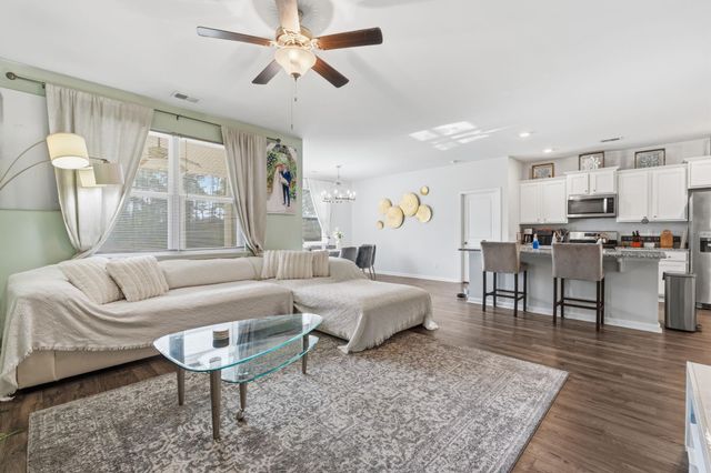 2261 Blackthorn Dr., Conway, SC 29526