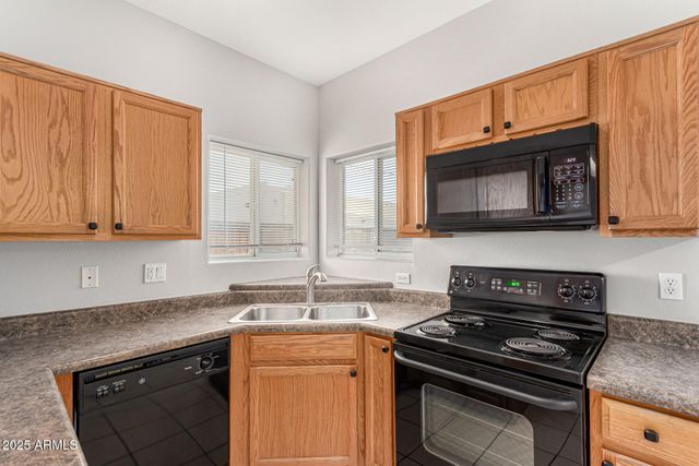 2311 E Hartford Avenue 29, Phoenix, AZ 85022