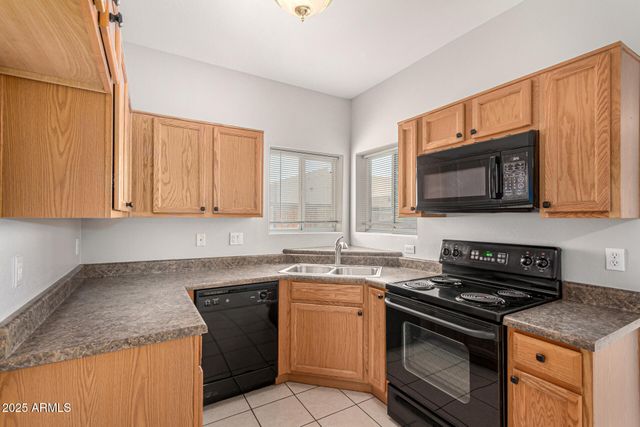 2311 E Hartford Avenue 29, Phoenix, AZ 85022