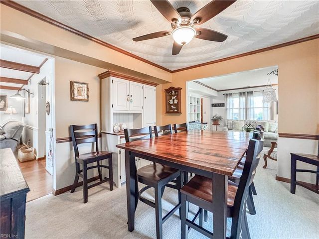 641 Captain Cooke Way CT, Chesapeake, VA 23322