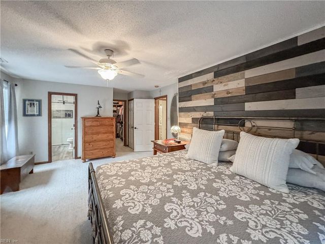 641 Captain Cooke Way CT, Chesapeake, VA 23322