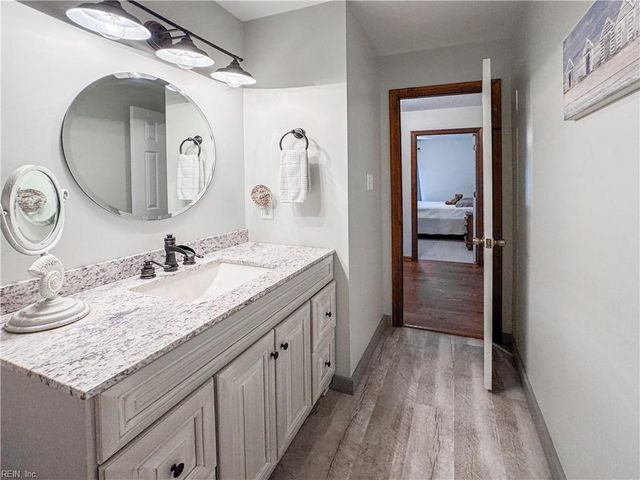 641 Captain Cooke Way CT, Chesapeake, VA 23322