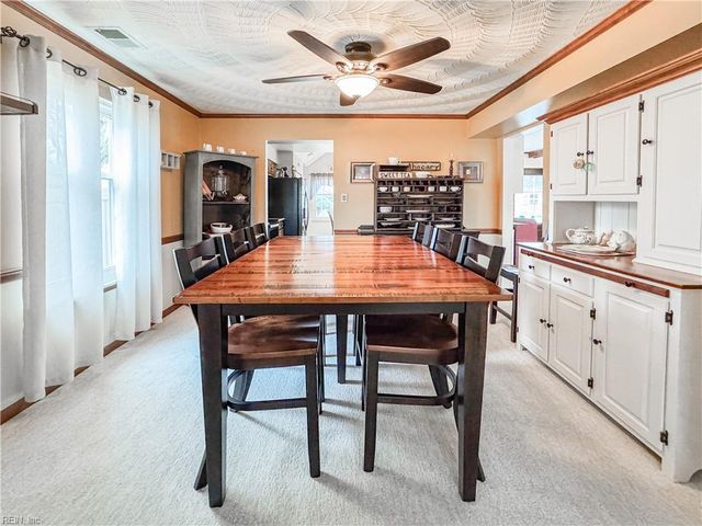 641 Captain Cooke Way CT, Chesapeake, VA 23322