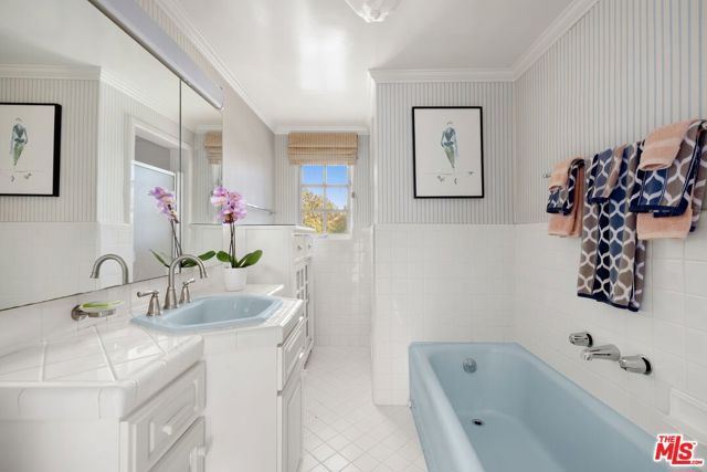 1717 Comstock Avenue, Los Angeles, CA 90024