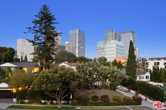 1717 Comstock Avenue, Los Angeles, CA 90024