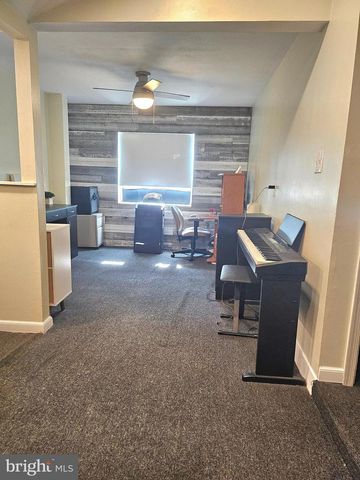 513 VALMORE RD, Fairless Hills, PA 19030