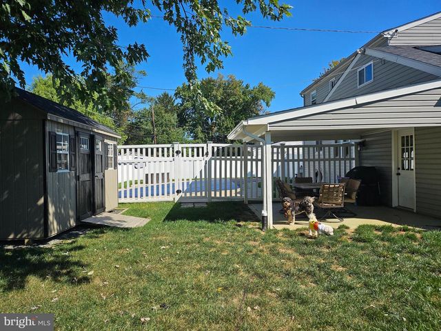 513 VALMORE RD, Fairless Hills, PA 19030