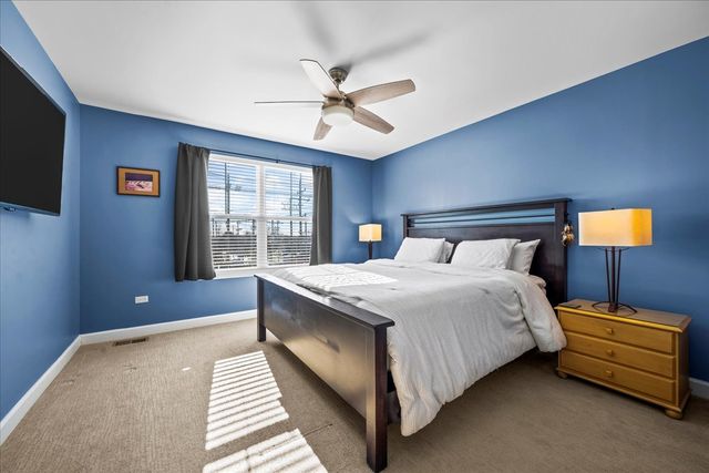 1941 Kingsley Circle, Northbrook, IL 60062